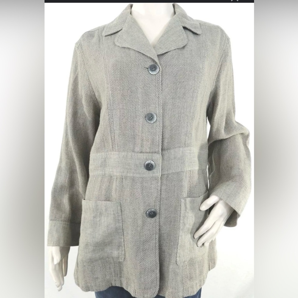 J Jill jacket tan with a green tint.  Comfortable roll up sleeves. Hemp and Yak